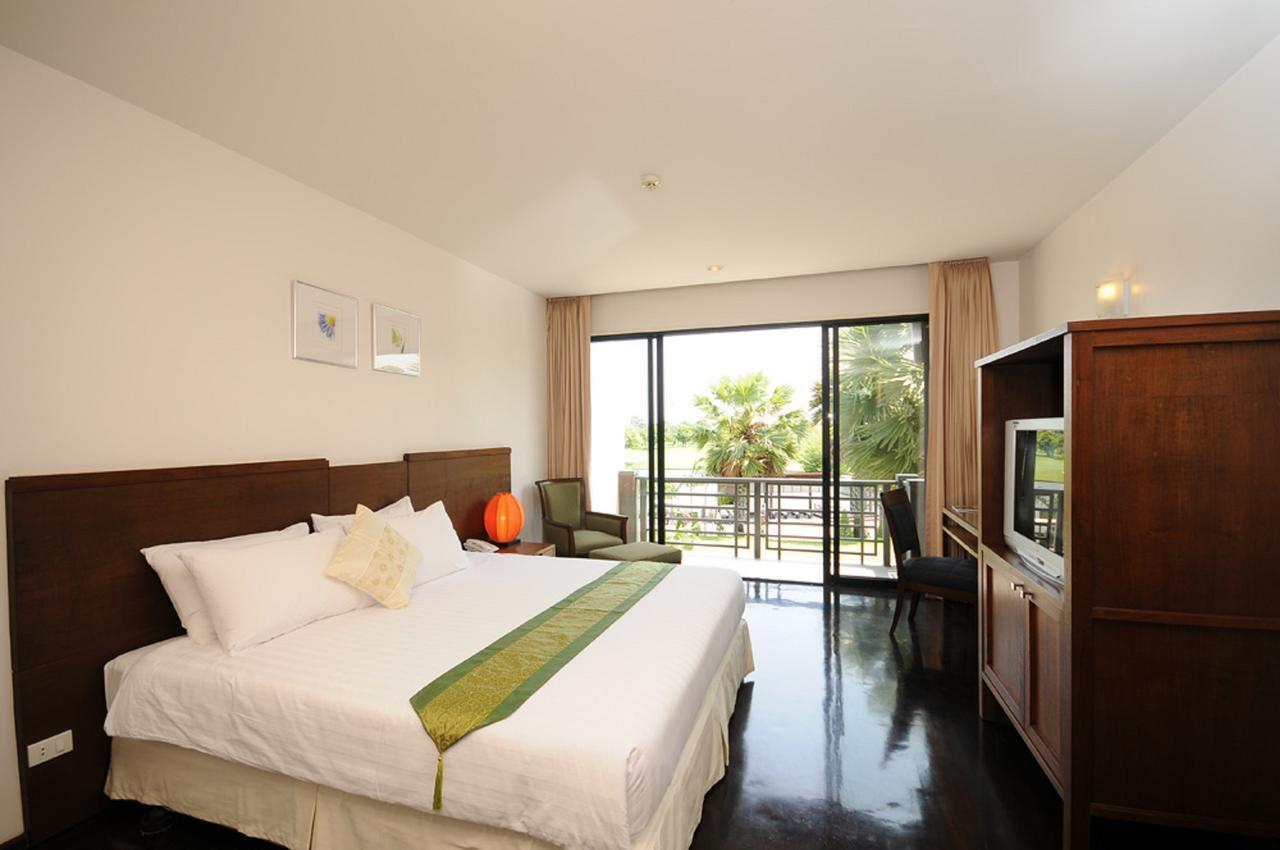 Penzion Suwan Golf & Country Club Nakhon Chai Si Exteriér fotografie